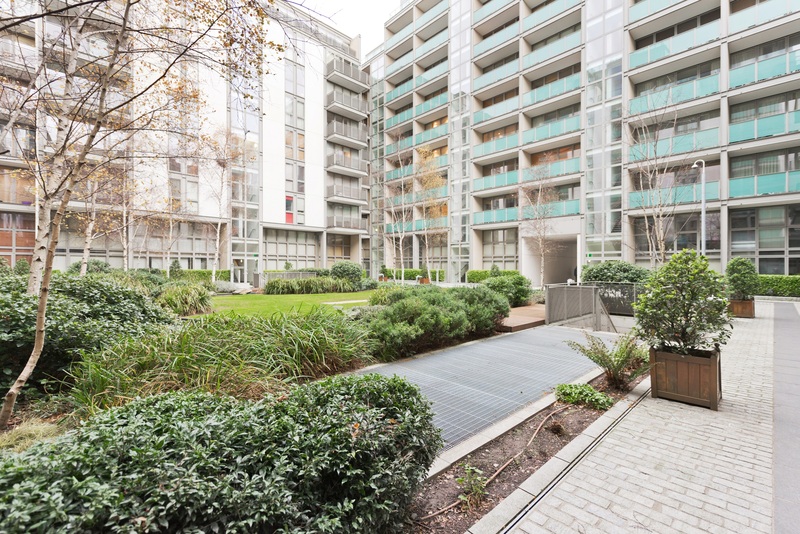 Photo of Kirkpatrick House, Spencer Dock, IFSC, Dublin 1, D01 X0Y5