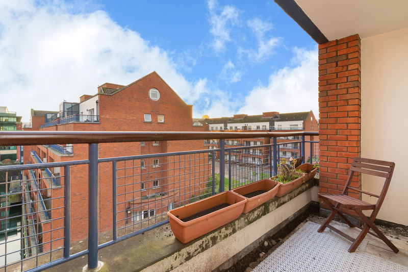 Photo of Hook Head, Custom House Harbour, IFSC, Dublin 1., D01 XA00