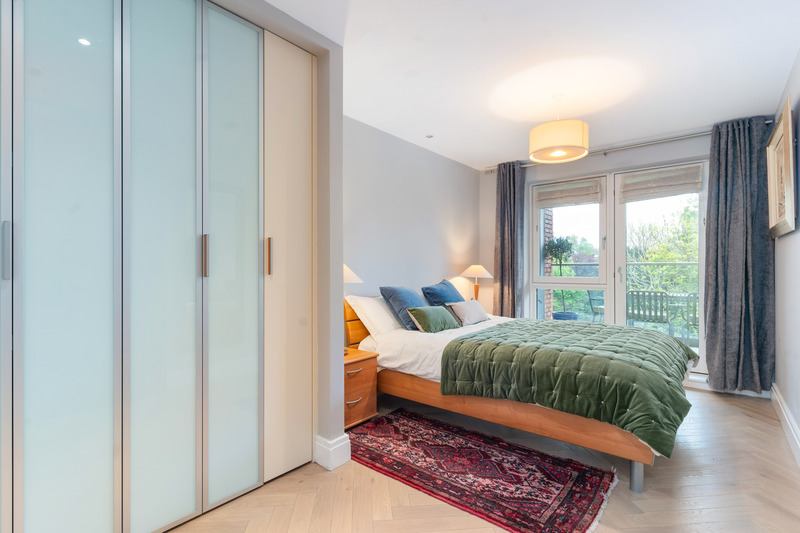 Photo of APARTMENT 16, SHREWSBURY SQUARE, SANDYMOUNT AVENUE, DUBLIN 4, D04 HK85