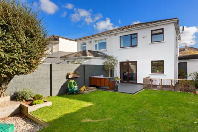 Photo of 12 Beverly Lawns, Knocklyon, Dublin 16, D16 H3K1