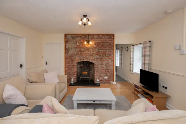 Photo of Melrose Cottage, Kilcully, Cork, T23 V024