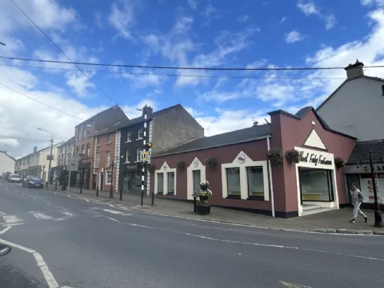 Photo of Bank Place, Cashel, Co.Tipperary, E25TK88