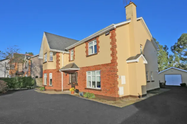 Photo of 10 Ballycasey Avenue, Shannon, Co. Clare, V14PT66