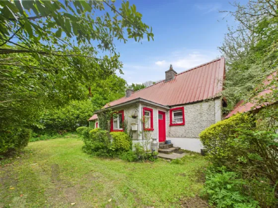 Photo of Country Cottage, Blakefield, Toomevara, Nenagh, Co. Tipperary, E45 AH51