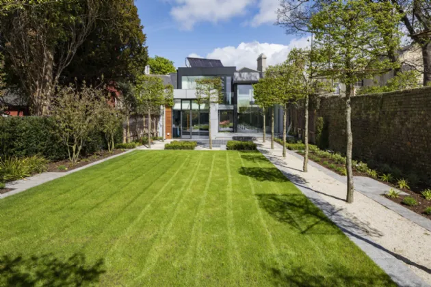 Photo of Castleville, 12 Sandymount Green, Sandymount, Dublin 4, D04 C6Y7