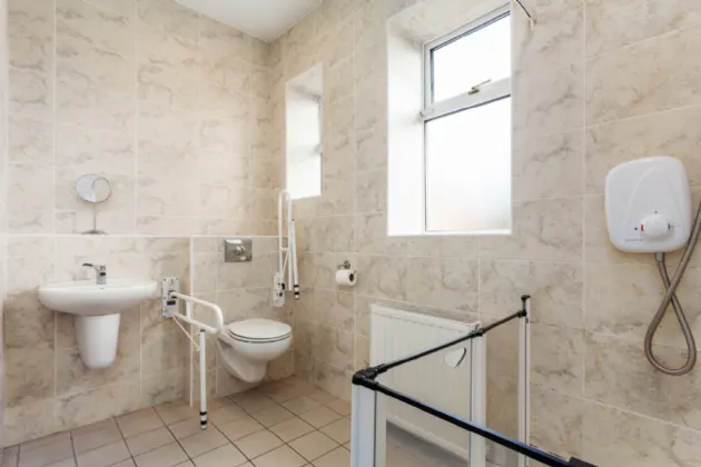 Photo of 41 Sydney Parade Avenue, Sandymount, Dublin 4, D04 X5E5