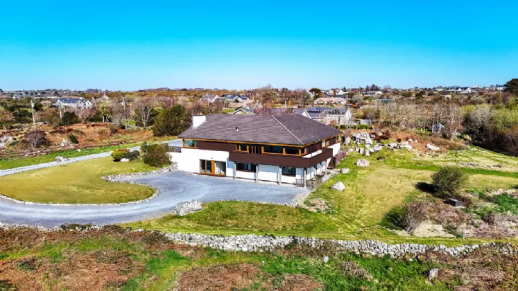 Photo of Carraig an Aifrenn, Baile Eamon, Spiddal, Co. Galway, H91 TW5K