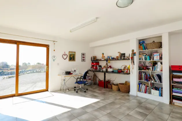 Photo of Carraig an Aifrenn, Baile Eamon, Spiddal, Co. Galway, H91 TW5K