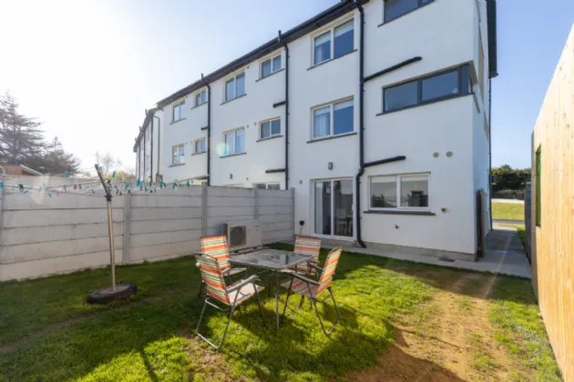 Photo of 9 The Crescent, Green Hill, Clonhaston, Enniscorthy, Co. Wexford, Y21 W8C7