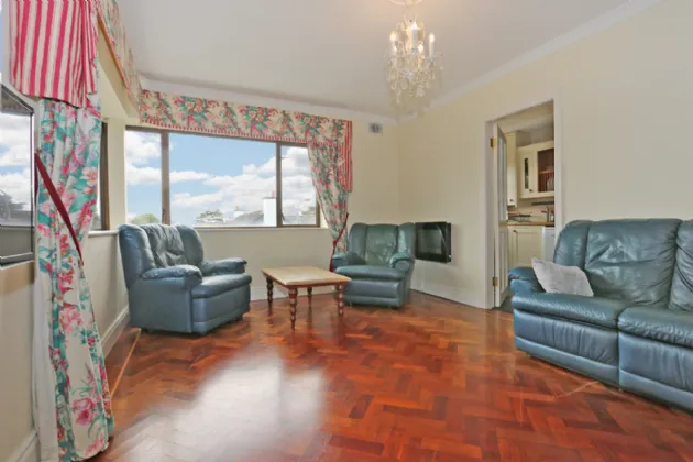 Photo of 10 Strand Court, O' Callaghan Strand, Limerick, V94N220