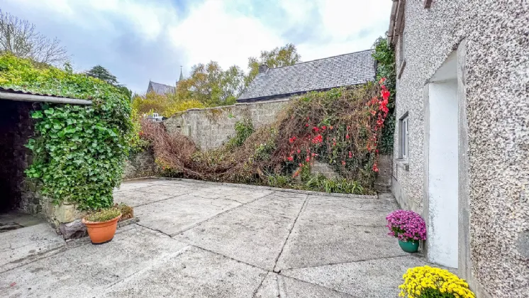 Photo of Quayside Cottage, The Quay, Thomastown, Co Kilkenny, R95 T6X0