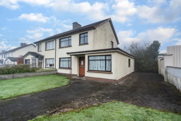 Photo of 17 Shamrock Drive, Athy, Co. Kildare, R14 XP48