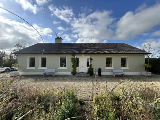 Photo of Aughnagomaun, Horse and Jockey, Thurles, Co Tipperary, E25A377