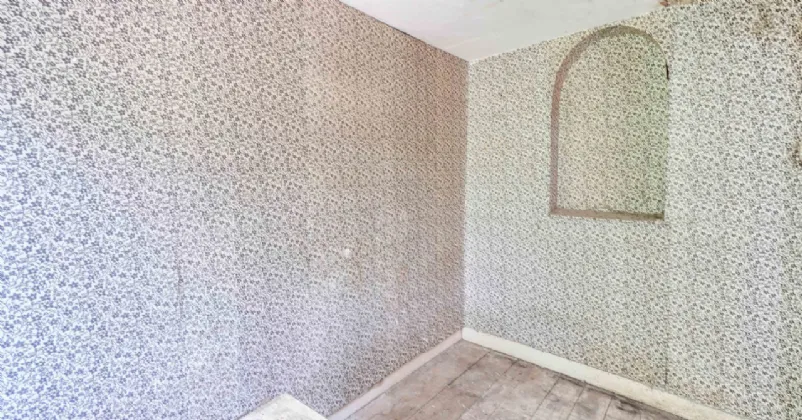 Photo of 37 Saint John's Square, Portlaoise, Laois, R32T1HW