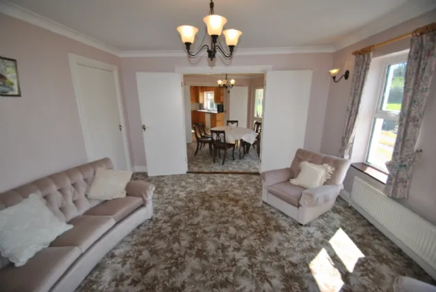 Photo of New Road, Roscrea, Co. Tipperary, E53 NX27