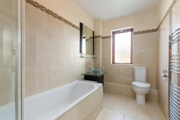 Photo of 76 Lansdowne Village, Sandymount, Dublin 4, D04 VK54