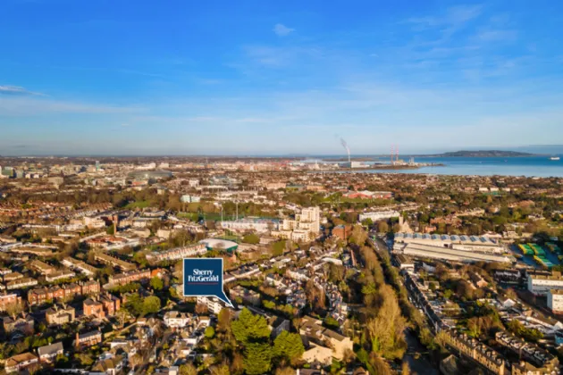 Photo of 16 Eglinton Court, Donnybrook, Dublin 4, D04 HD66