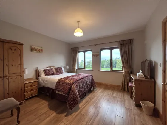 Photo of Teach Garbh Coil, Dualla Road, Cashel, Co Tipperary, E25P761