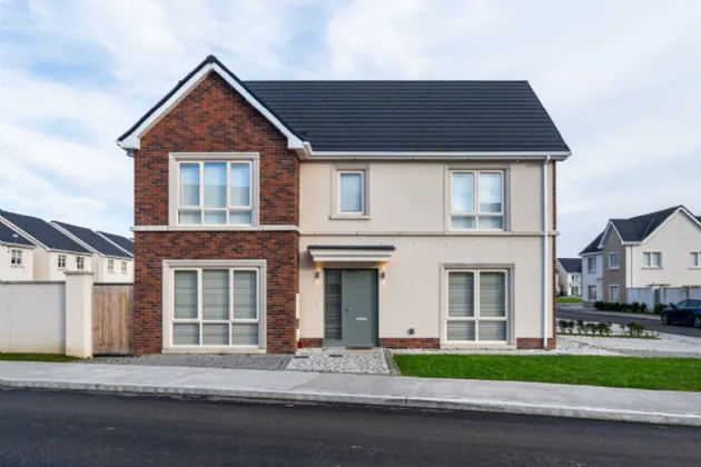 Photo of 17 Silverbrook Drive, Silverbrook, Ardan Road, Tullamore, R35Y2V9