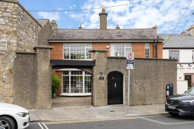 Photo of Longford Lodge, 25 Monkstown Crescent, Monkstown, Co Dublin, A94 C4H5