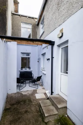 Photo of 28 Quay Street, Dundalk, Co. Louth, A91 V2F5