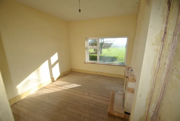 Photo of Former Rathcabbin Health Centre, Derry, Rathcabbin, Co. Tipperary, R42 FH22