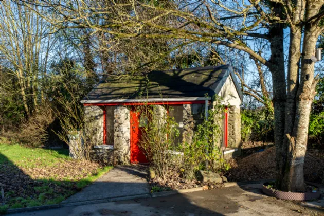 Photo of The Old Coach House, Ballyduff Kildangan, Durrow, Tullamore, Co. Offaly, R35X252