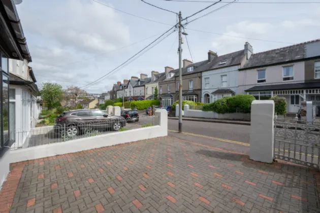 Photo of Sunmount, 11 Aldergrove, Highfield West, Cork, T12 Y3X6