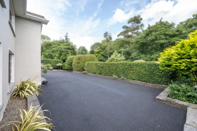 Photo of Woodview House, Upper Farran, Farran, Co Cork, P31EK02