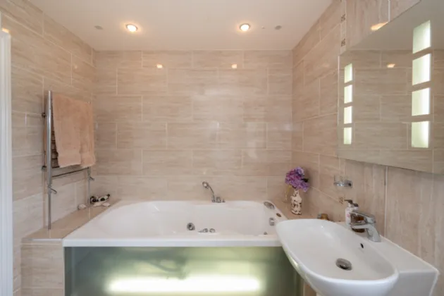 Photo of Woodview House, Upper Farran, Farran, Co Cork, P31EK02