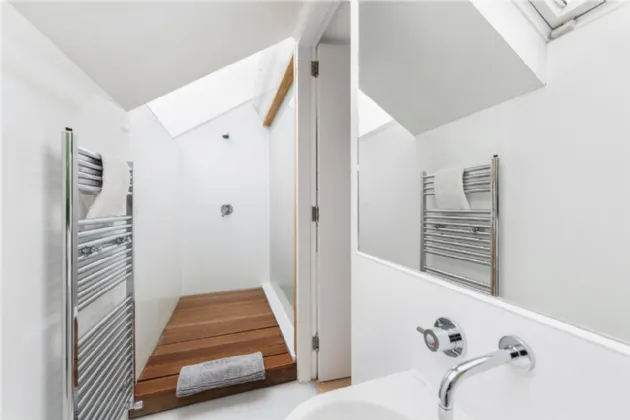 Photo of 6 Raglan Lane, Ballsbridge, Dublin 4, D04 V9F4