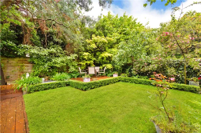 Photo of 6 Raglan Lane, Ballsbridge, Dublin 4, D04 V9F4