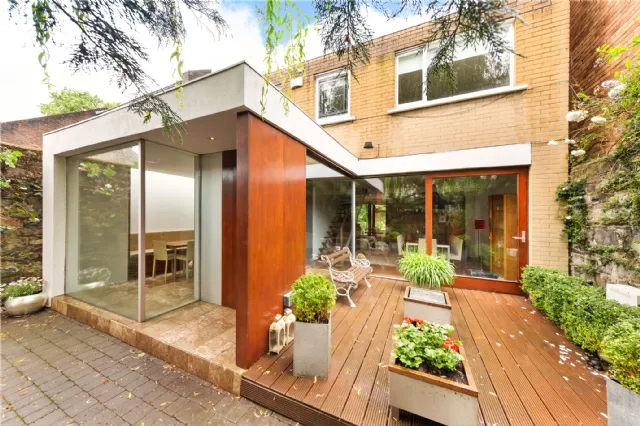 Photo of 6 Raglan Lane, Ballsbridge, Dublin 4, D04 V9F4