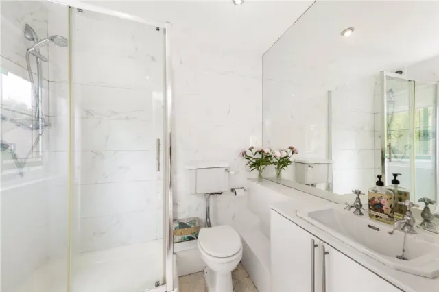 Photo of 6 Raglan Lane, Ballsbridge, Dublin 4, D04 V9F4