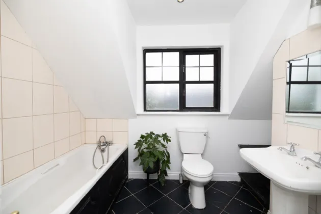 Photo of 2 Maudlin Court, Thomastown, Co Kilkenny, R95 WT35