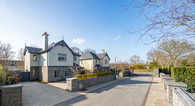 Photo of 37 Oakwood Manor, Kenmare, Co Kerry, V93 KV82