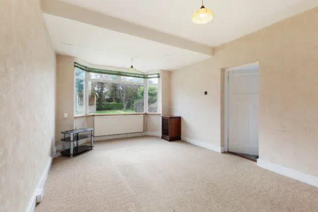 Photo of 33 Whitebarn Road, Churchtown, Dublin 14, D14 C659