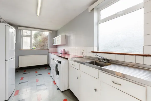 Photo of 33 Whitebarn Road, Churchtown, Dublin 14, D14 C659