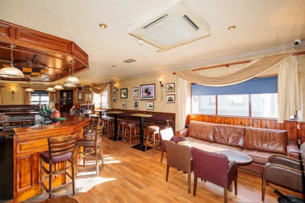 Photo of Cleeres Licensed Premises, The Square, Gowran, Co. Kilkenny, R95 R761