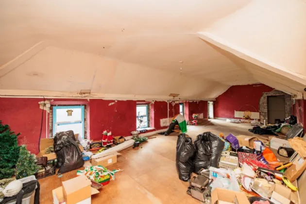 Photo of Cleeres Licensed Premises, The Square, Gowran, Co. Kilkenny, R95 R761