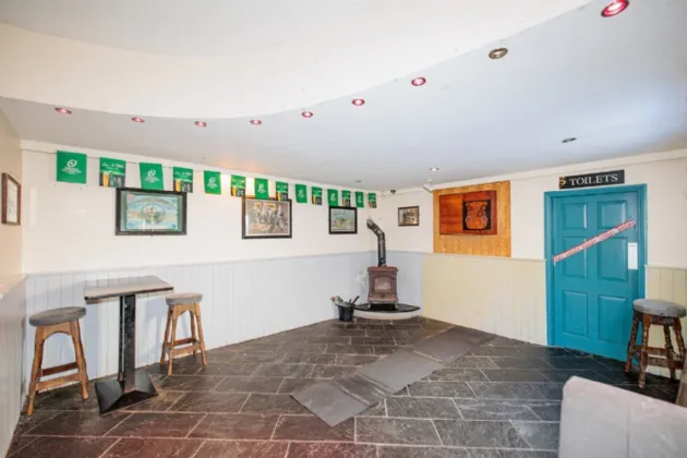 Photo of Cleeres Licensed Premises, The Square, Gowran, Co. Kilkenny, R95 R761