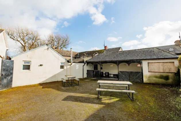 Photo of Cleeres Licensed Premises, The Square, Gowran, Co. Kilkenny, R95 R761