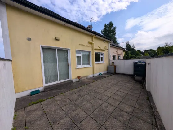 Photo of 1 Chapel Row, Swinford, Co Mayo, F12 DC96