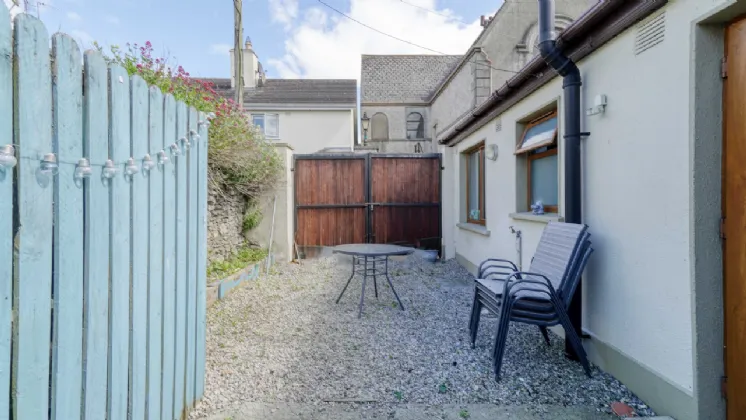 Photo of 1 Pearse Street, Mountmellick, Co. Laois, R32 YW21