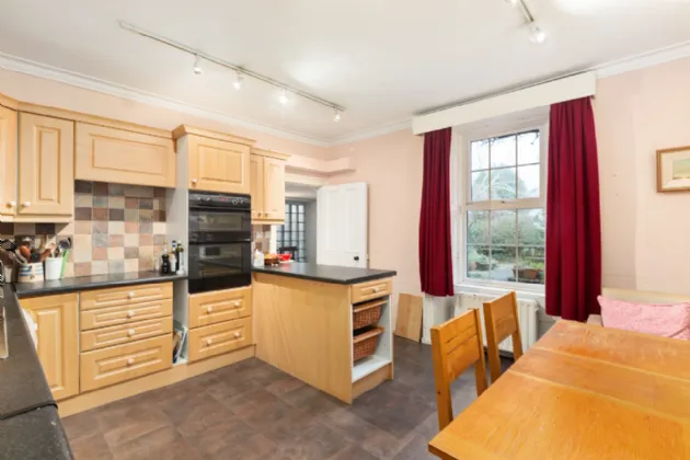 Photo of 105 Strand Road, Sandymount, Dublin 4, D04 HH57