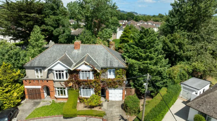 Photo of 6 Aubrey Park, Shankill, Dublin 18, D18 T2V3