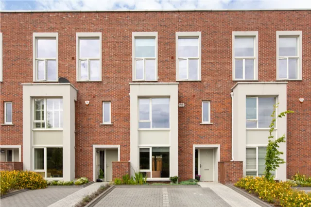 Photo of 31 Royal Canal Avenue, Royal Canal Park, Ashtown, Dublin 15, D15 X9NR