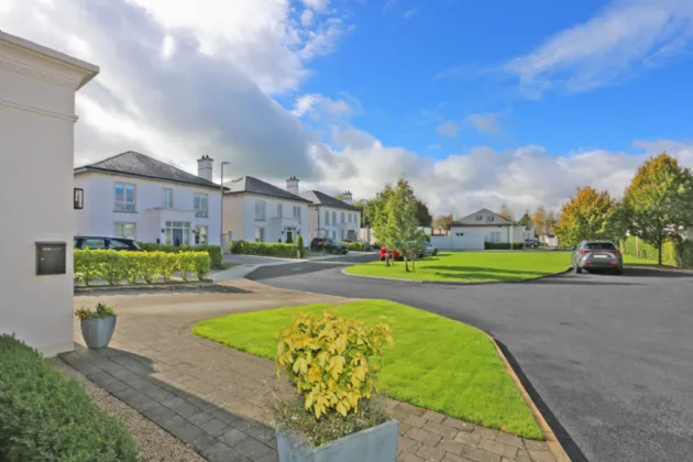 Photo of 7 Clanwilliam Square, Golf Links Road, Castletroy, Limerick, V94E8WK