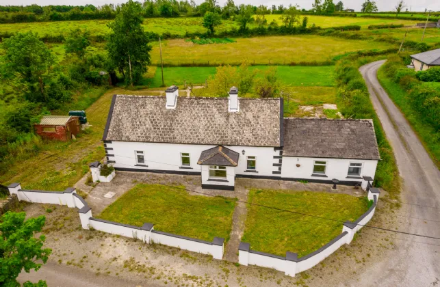 Photo of Cathdel Cottage, Clooneragh, Strokestown, Co. Roscommon, F42 HX49