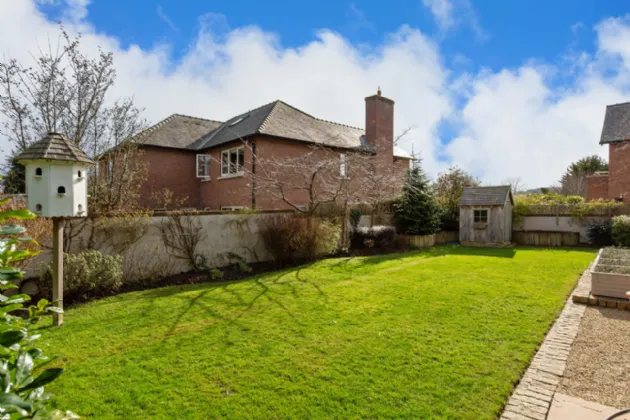 Photo of Coolgreen, Brennanstown Road, Dublin 18, D18C5K3